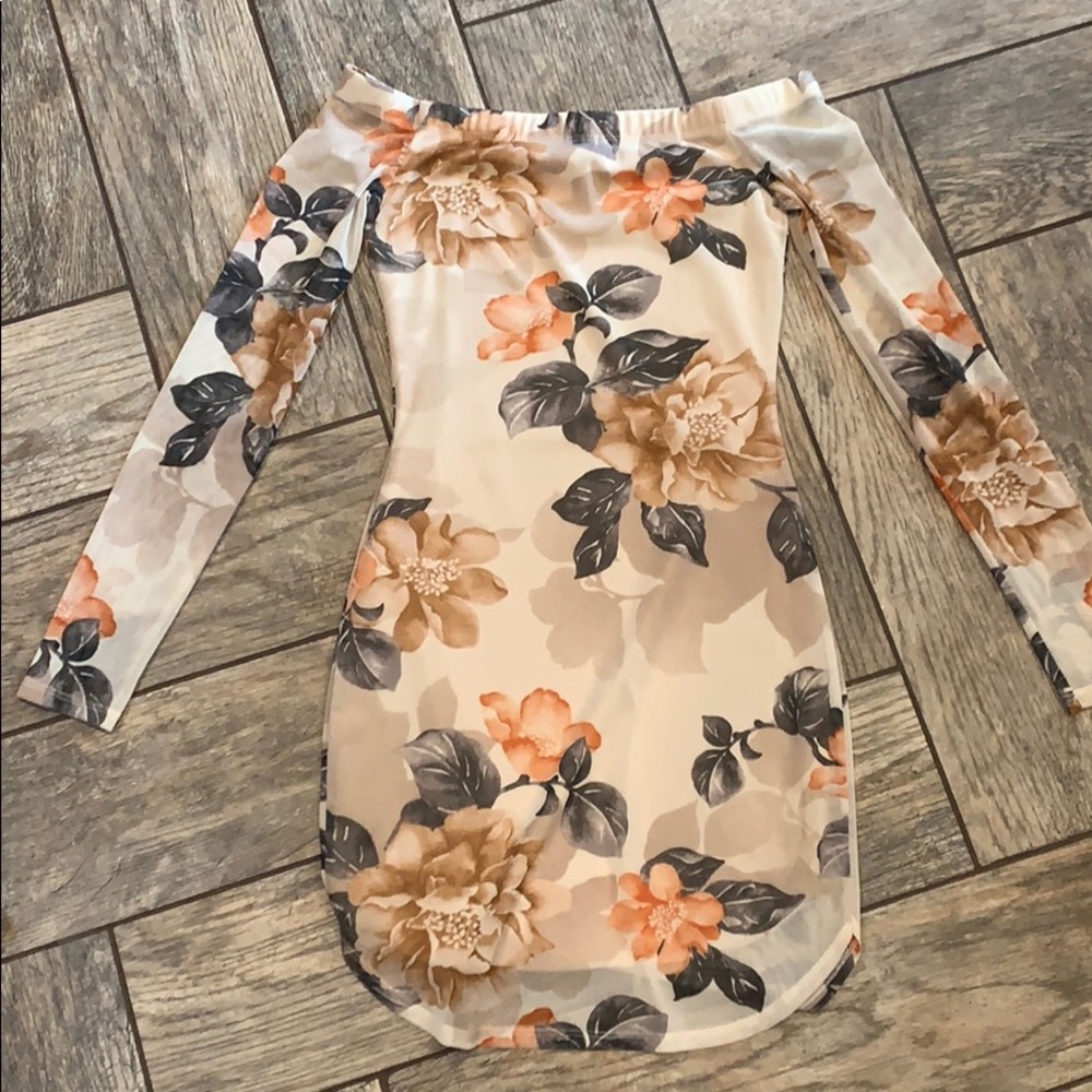 Long sleeve dress